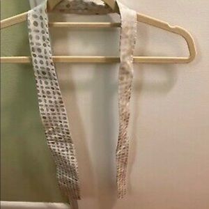 Hugo boss tie cream with blue and light gray